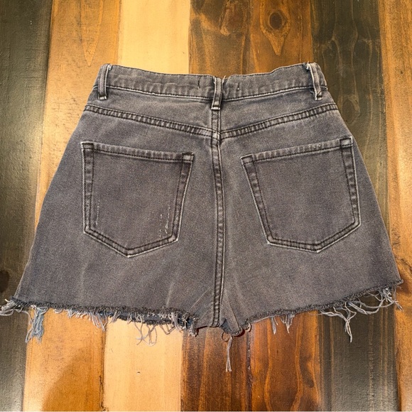 PacSun Women’s Black Denim Shorts - Picture 3 of 3
